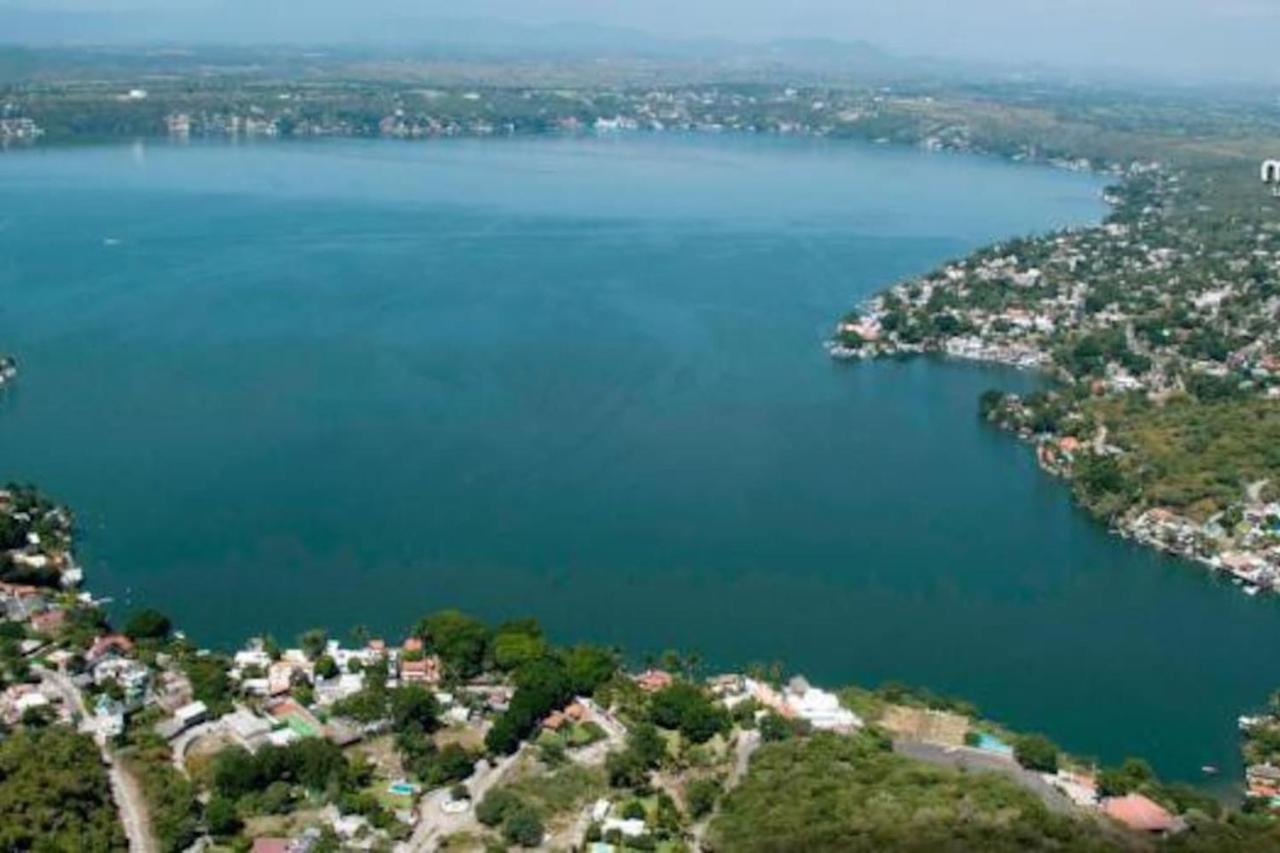 Vistalago Villa Tequesquitengo Luaran gambar